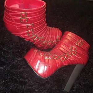 🔺sold🔻Buckle heel